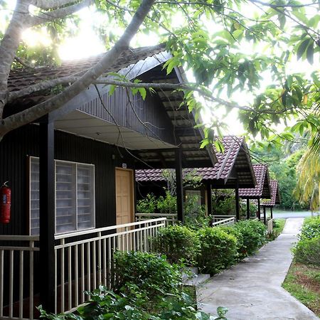 Jerantut Hill Resort Bagian luar foto